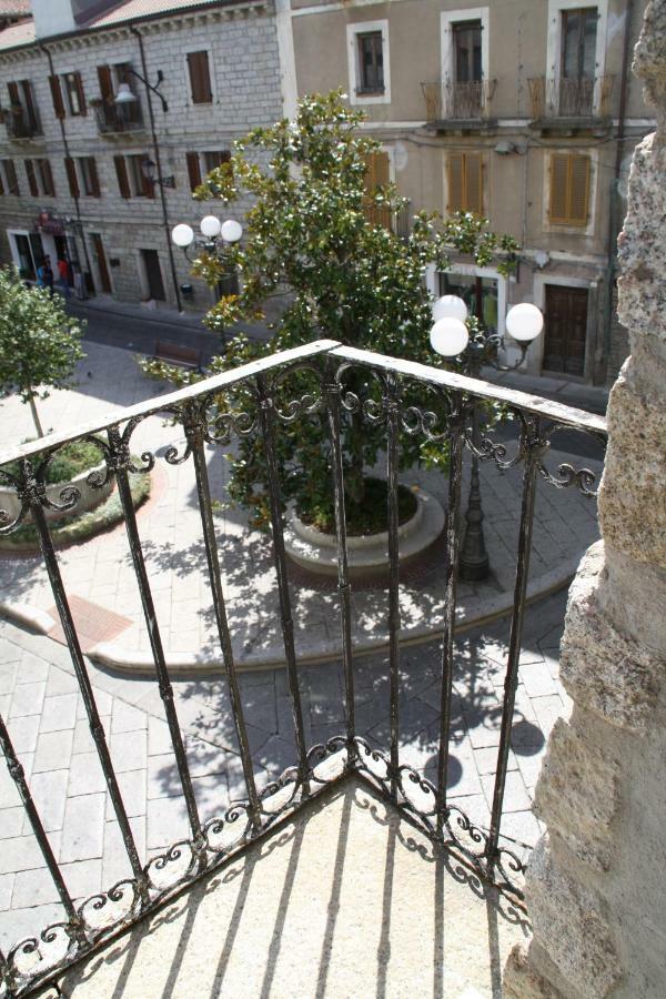 B&B Piazza Di L'Ara Tempio Pausania Εξωτερικό φωτογραφία